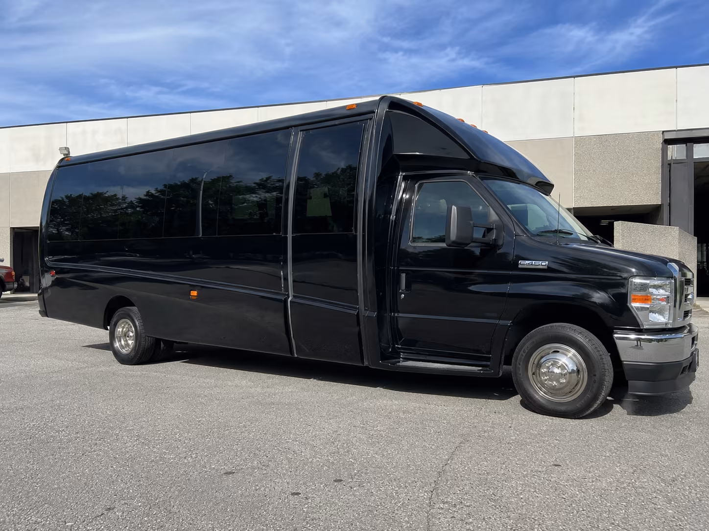fort collins airport shuttle bus rentals for private groups